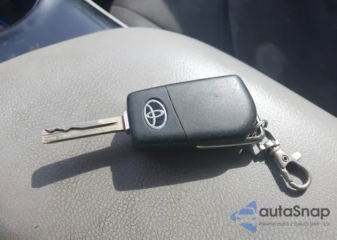 2019 Toyota Camry Le z USA, uszkodzony, nr VIN 4T1B11HKXKU189510